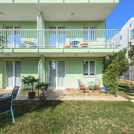 Andrea House With Guest house Umag