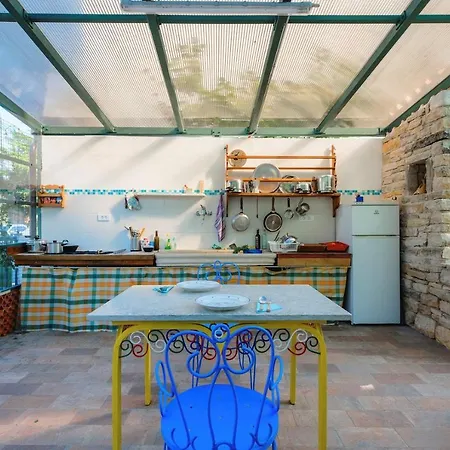 Andrea House With Penzion Umag