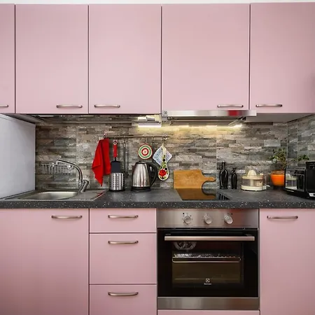 Andrea House With بيت ضيافة